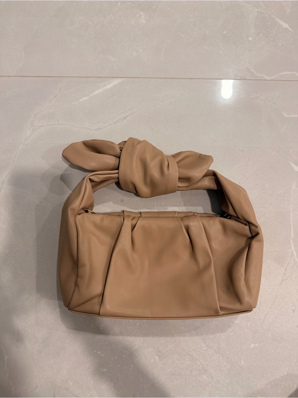 Chic Knot-Handle Shoulder Bag in Camel
